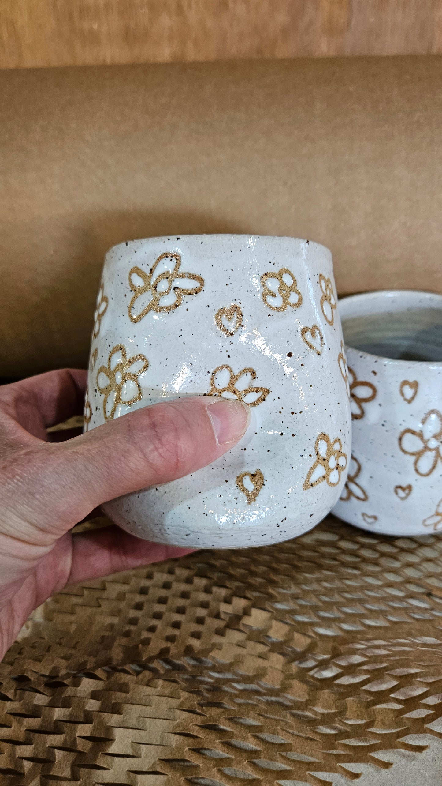 Thumb dent tumbler- limited edition Daisies and hearts