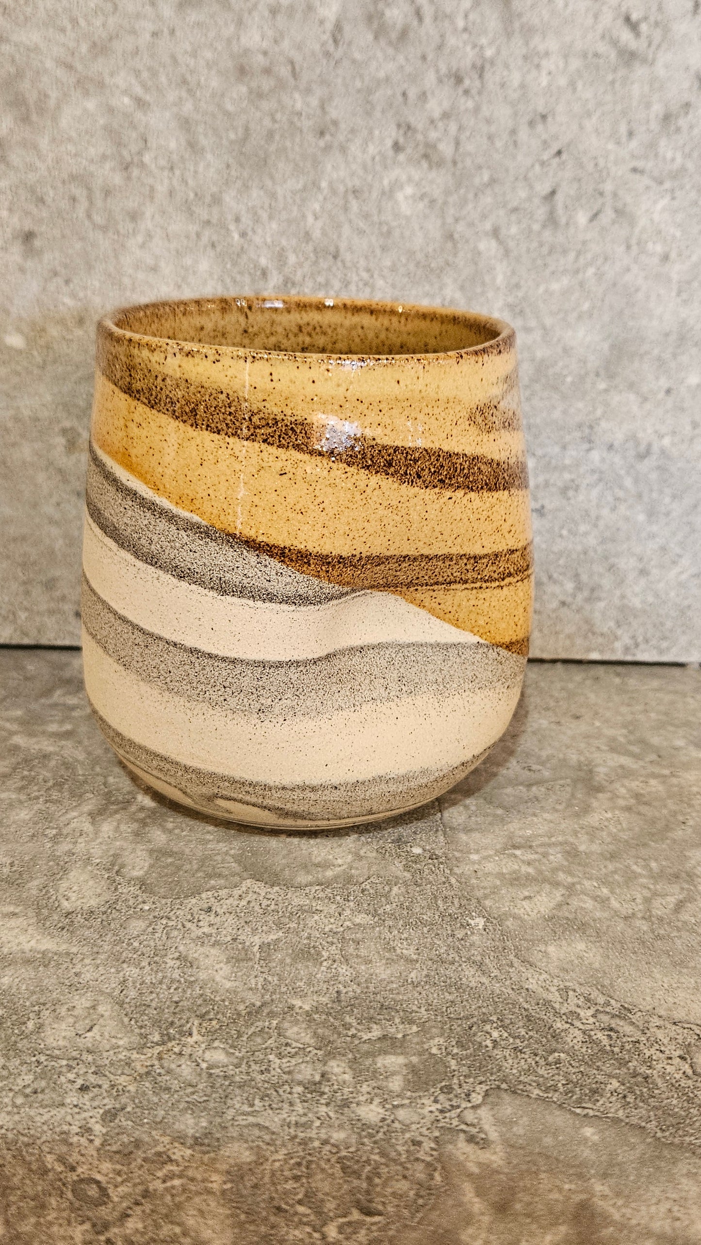Marbled thumb dent tumbler -Grey